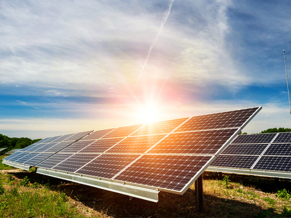 Energía solar en hogares del NEA, los beneficios y desafíos | Diario TAG