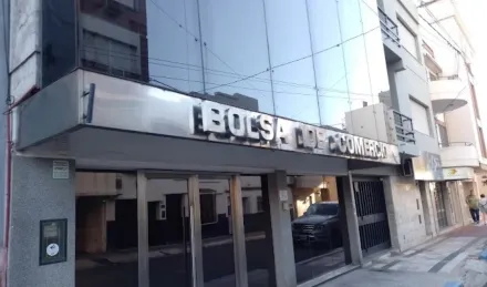 Bolsa de comercio Confederada SA tamaño apertura