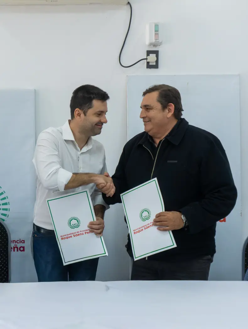 Sáenz Peña: El Municipio y pastores firmaron un convenio para reconstruir el Monumento a la Biblia 4 320024w790h1046c.jpg